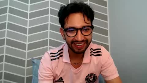 Snapshot of adrian_falcon chatting on May 2026 05:58:02 AM Adrian Falcon online show from May 2026 05:58:02 AM