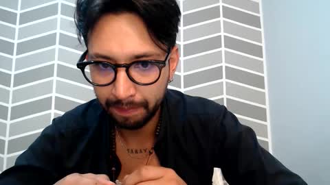 Snapshot of adrian_falcon chatting on May 2026 06:51:02 AM Adrian Falcon online show from May 2026 06:51:02 AM