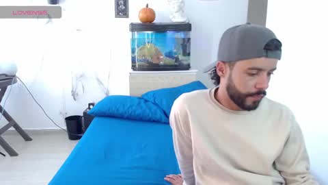 adrian morelli online show from October 2025 07:02:02 PM