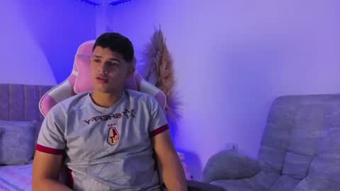 ADRIAN online show from June 2026 06:47:01 PM