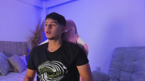 ADRIAN online show from June 2026 07:25:02 PM