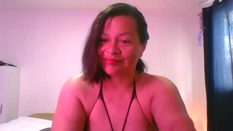 Snapshot of adrianagogo18 chatting on October 2025 01:53:02 PM adrianagogo18 online show from October 2025 01:53:02 PM