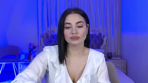 AdrianaTores online show from November 2025 07:08:02 PM
