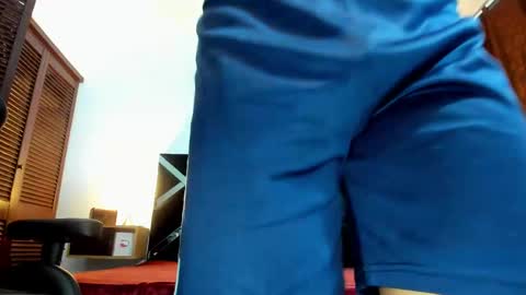 Adrian online show from April 2026 04:19:01 AM