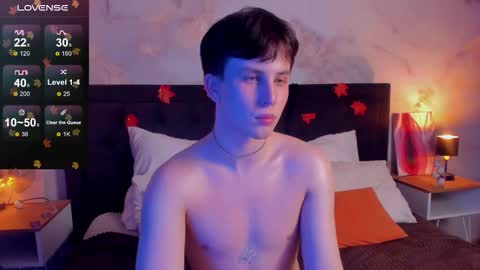 adrianoaubert online show from October 2025 04:24:02 PM