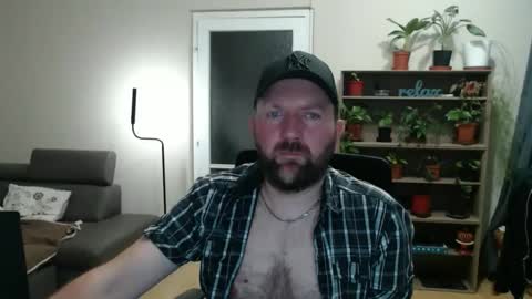 Felix84 online show from April 2026 10:18:01 PM