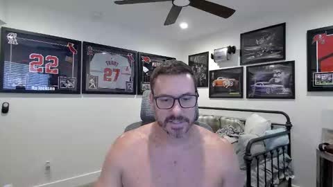 adventrs_fun online show from May 2026 08:50:02 PM