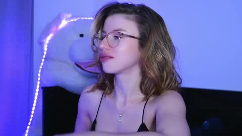 Aelia online show from April 2026 05:26:02 PM