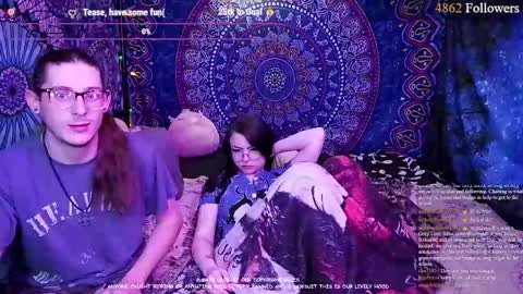 Snapshot of aetherealattractions chatting on May 2026 01:12:01 AM aetherealattractions online show from May 2026 01:12:01 AM