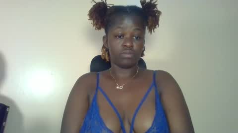 africaan_queen online show from October 2025 12:22:02 PM