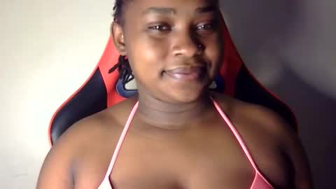 Snapshot of african001 chatting on September 2025 02:39:02 PM stella online show from September 2025 02:39:02 PM