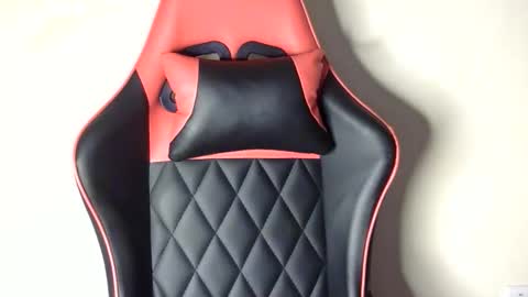 Snapshot of african001 chatting on September 2025 04:19:02 PM stella online show from September 2025 04:19:02 PM