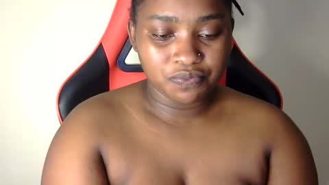 Snapshot of african001 chatting on October 2025 04:20:02 AM stella online show from October 2025 04:20:02 AM