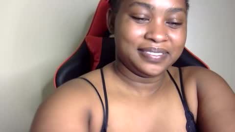 Snapshot of african001 chatting on October 2025 02:51:02 PM stella online show from October 2025 02:51:02 PM