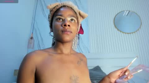 Afro Luna online show from January 2026 10:06:02 AM