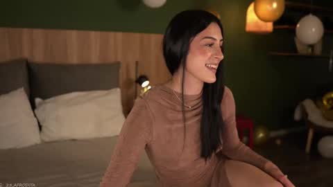 Snapshot of afrodita__25 chatting on October 2025 10:37:01 PM Emma online show from October 2025 10:37:01 PM