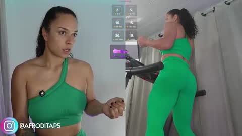 Snapshot of afrodita_p_ chatting on November 2025 09:32:01 AM Afrodita P online show from November 2025 09:32:01 AM