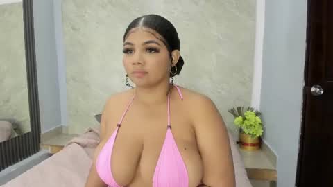 Afrodita Ross online show from June 2026 01:02:01 PM