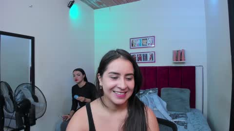 Afrodita Chery y Hermione online show from January 2025 11:53:01 AM