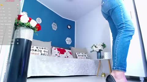 Snapshot of afroditha_ chatting on April 2026 02:59:02 PM Amalia online show from April 2026 02:59:02 PM