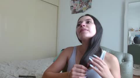 afrodithaa_ online show from March 2026 04:08:01 PM