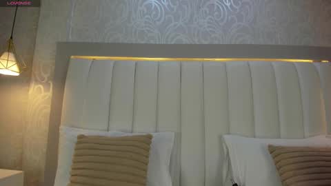 A F R O D I T A  online show from February 2025 11:34:01 AM