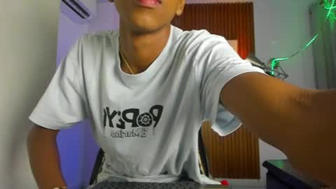 afrowayuu online show from June 2026 10:57:02 AM
