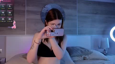 Anna online show from February 2025 01:41:02 AM