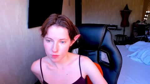 agata_in_wonderland online show from September 2025 01:14:02 PM