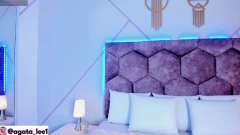 agataa_lee online show from September 2025 04:23:01 AM