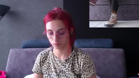 Agata Collinss online show from September 2025 09:08:02 PM