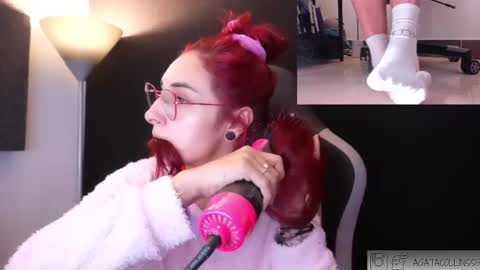 Agata Collinss online show from February 2026 04:03:02 PM