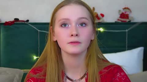 AgataFoxley online show from December 2025 06:12:02 PM