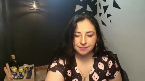 A G A T A T H O M P S O N online show from October 2025 07:47:02 PM