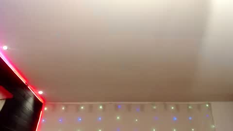 CAROLINA online show from October 2025 07:08:01 AM