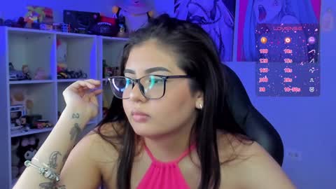 Snapshot of agatha_riccie chatting on December 2024 07:17:01 AM Cat online show from December 2024 07:17:01 AM