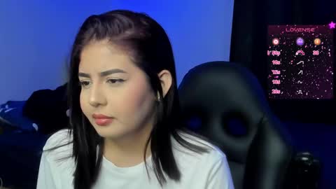 Snapshot of agatha_riccie chatting on February 2025 07:15:01 AM Cat online show from February 2025 07:15:01 AM
