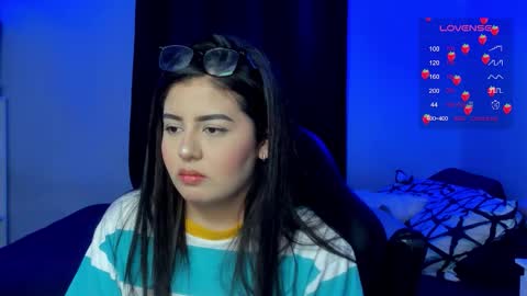 Cat online show from November 2025 03:28:01 AM