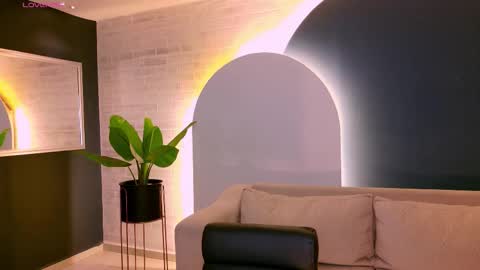 Snapshot of agathakondo chatting on November 2025 08:21:02 PM Agatha online show from November 2025 08:21:02 PM