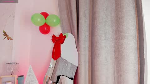 Agatha Owens online show from December 2024 04:00:02 AM