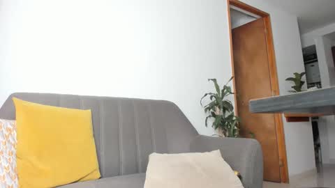 Snapshot of agelinaferrara chatting on October 2025 04:42:01 AM Sara Mesa online show from October 2025 04:42:01 AM