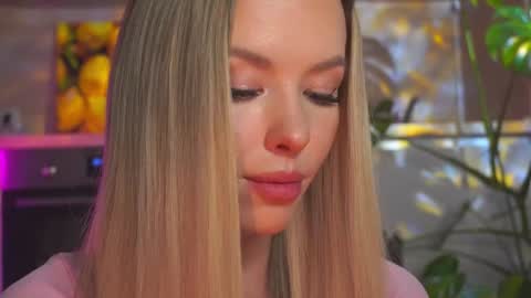 May online show from October 2025 05:33:02 PM