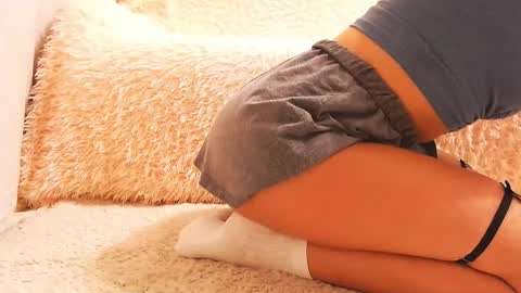 Snapshot of agent_pr0vocateur chatting on October 2025 12:17:01 PM Sasha online show from October 2025 12:17:01 PM