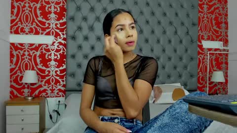 aghata_walker online show from December 2024 11:00:01 AM