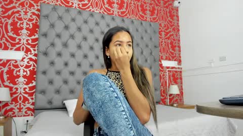 aghata_walker online show from December 2024 07:02:02 PM