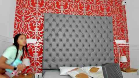 aghata_walker online show from December 2024 11:10:01 AM