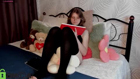 Snapshot of agnes_passero chatting on October 2025 05:21:02 PM Agnes online show from October 2025 05:21:02 PM