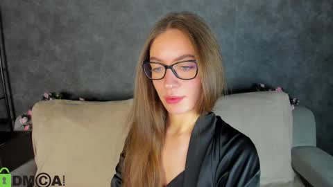 agnes wells online show from November 2025 09:20:01 AM