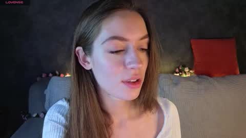 agnes wells online show from December 2025 09:26:02 AM