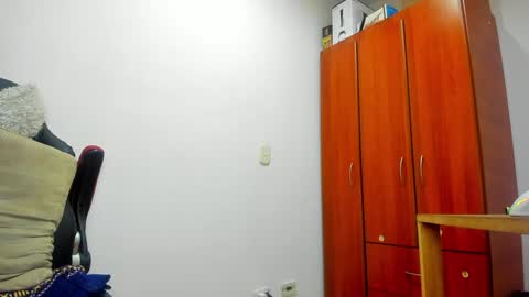 Agustin online show from December 2024 09:38:02 PM